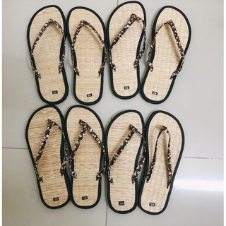 Dép chiếu Hội An