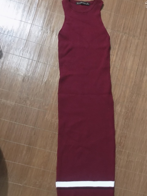 Thanh lý váy len zara