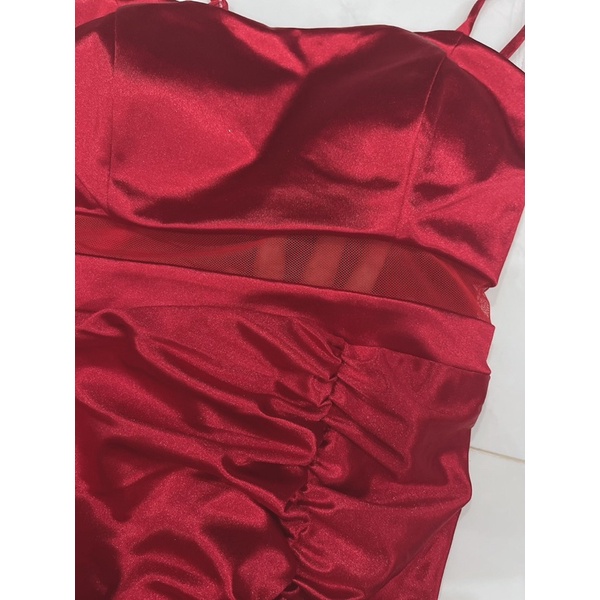 Đầm body lụa nhún hông xuất dư xịn