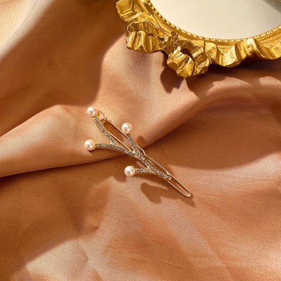 Kẹp Tóc Nhiều Kiểu Đính Ngọc Trai Xinh Xắn Kiểu Hàn Quốc