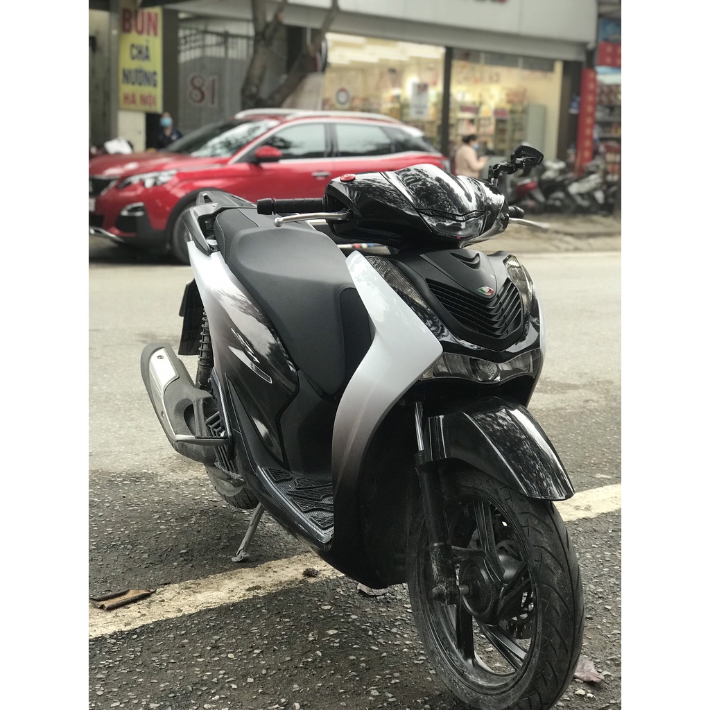 Tem Trùm Sh Trắng Dạt Đen