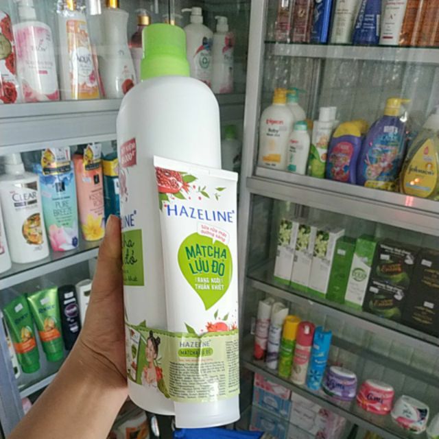 Sữa tắm trắng da HAZELINE TẶNG một sữa rửa mặt matcha lựu đỏ trị giá 40K