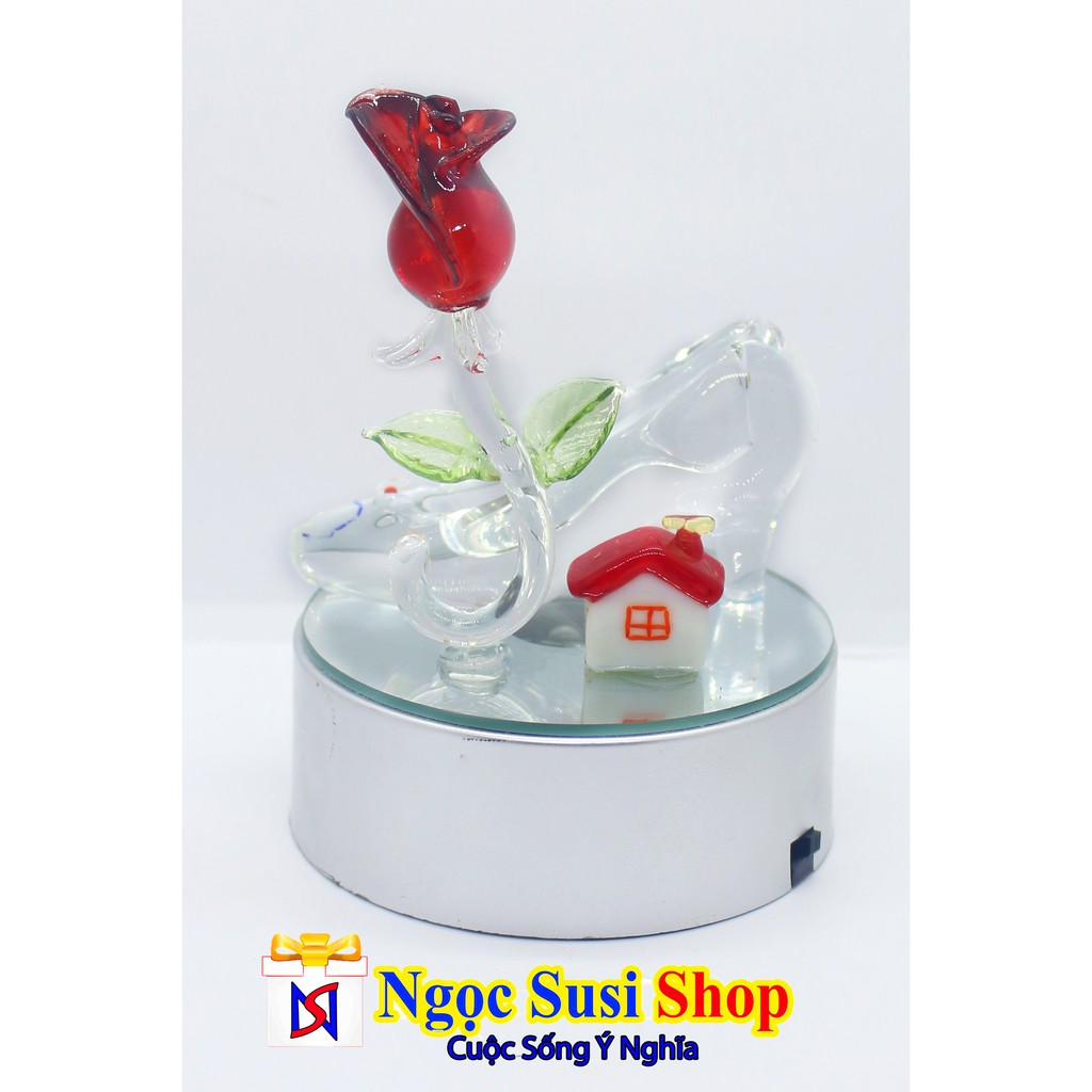 Hộp Thủy Tinh Pha Lê Ngôi Nhà Bông Hồng Và Chiếc Giày + Có Đèn LED Chớp Tắt + Tặng 3 Pin