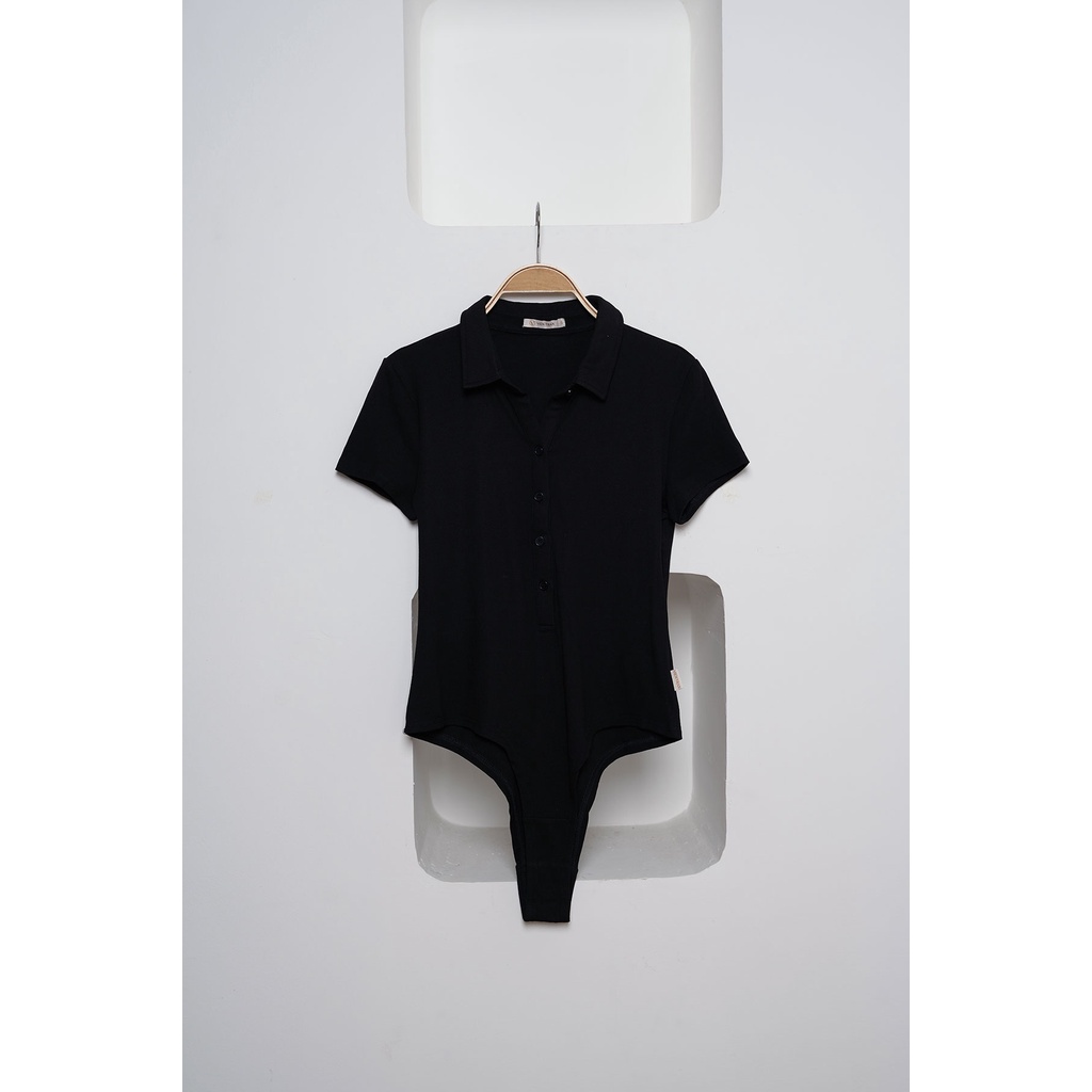 Bodysuit tay ngắn cổ đức VIENNE TRAN V61S21H054