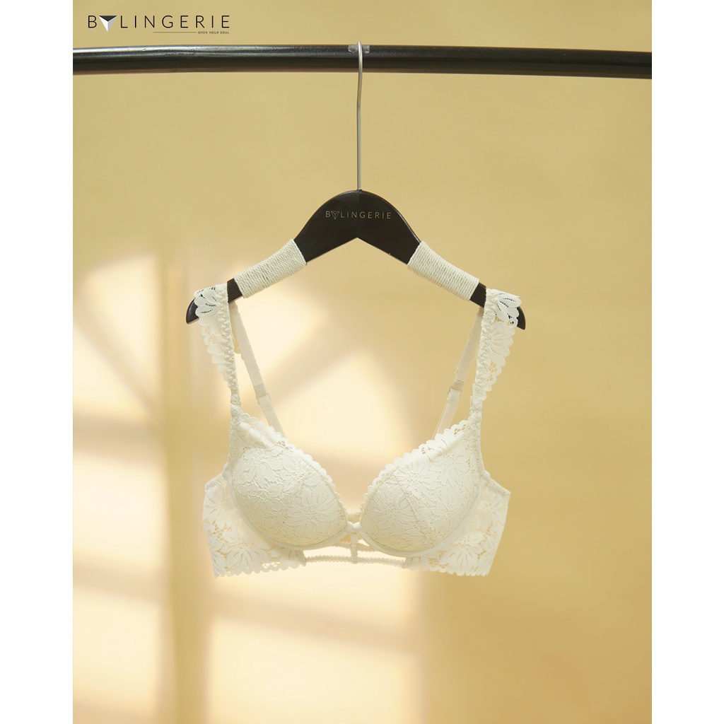 Bộ đồ lót ren nữ BY LINGERIE màu trắng kem không gọng đệm mút dày nâng ngực B229