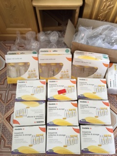 Bình sữa và núm ty medela đủ size