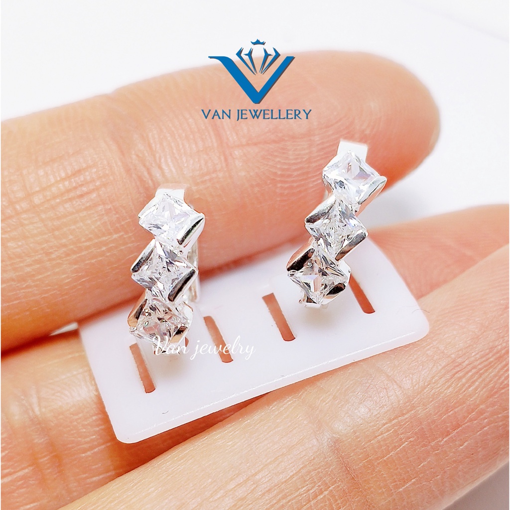 Bông tai bạc Bong tai tròn nạm đá vuông sang trọng