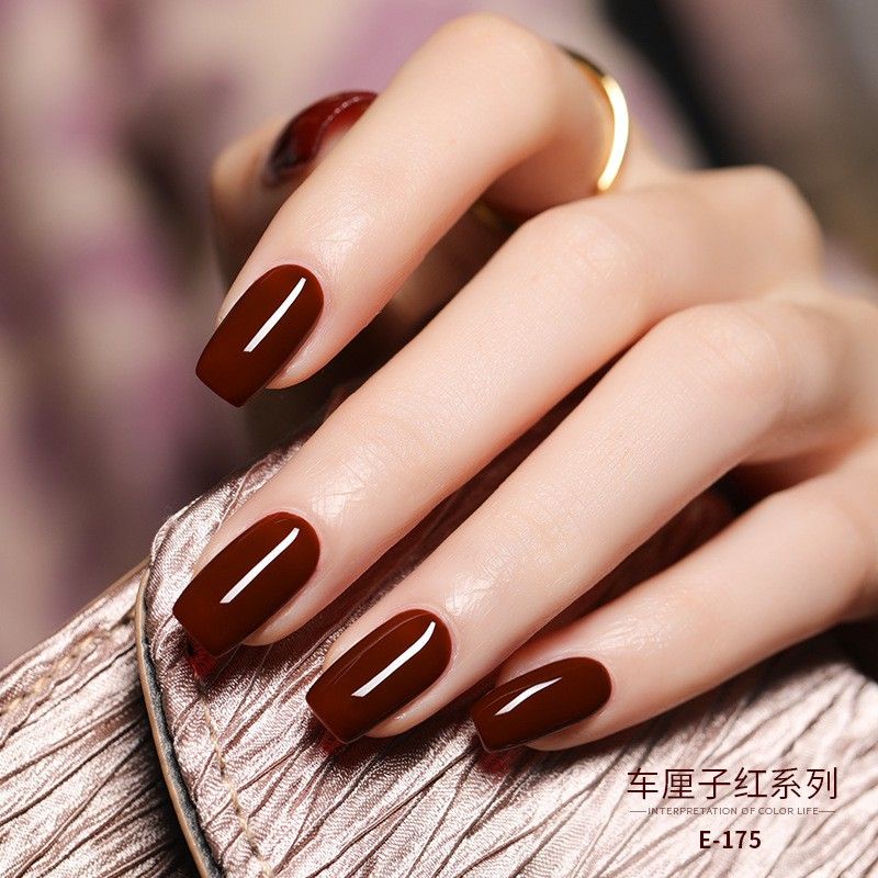 Sơn Gel đỏ Cherry Chín Nail Pro 068