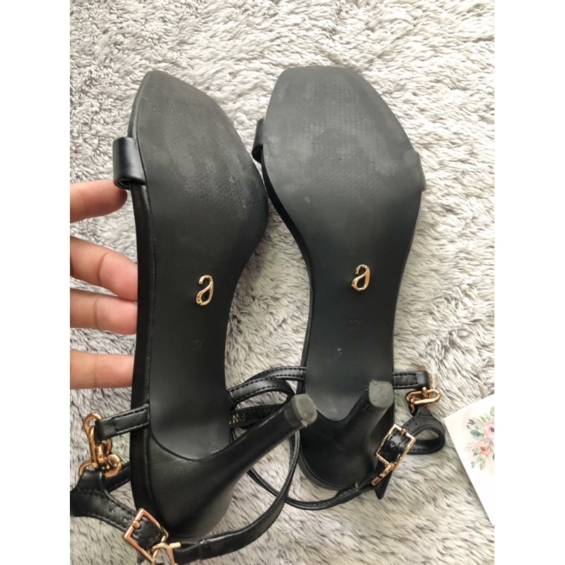 [Thanh lý] Giày Sandal, giày cao gót Vascara size 37( hàng đẹp cao 8cm)