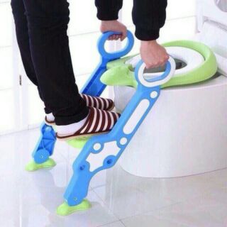 Kệ Lót bồn cầu có bậc thang