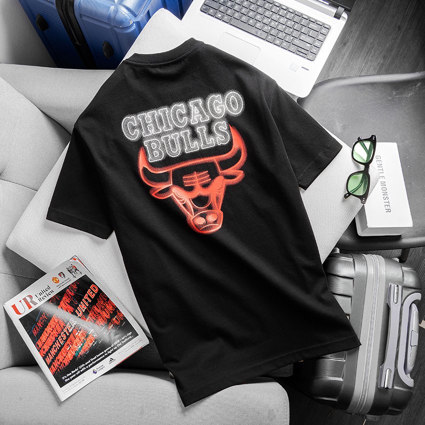 Áo thun New Era NBA Bulls-chính hãng-Đen logo đỏ