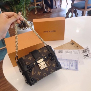 Túi Lv (pass lại)