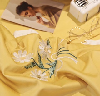 [GIÁ HỦY DIỆT] Bộ Chăn Ga Gối Lụa Cúc Vàng 7 Món [LucoStore]