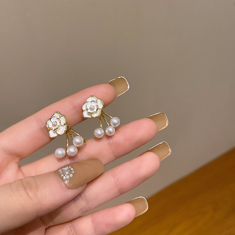 Bông Tai Hình Hoa Đính Ngọc Trai Phong Cách Retro Cho Nữ