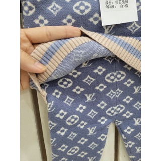 Bộ len họa tiết LV