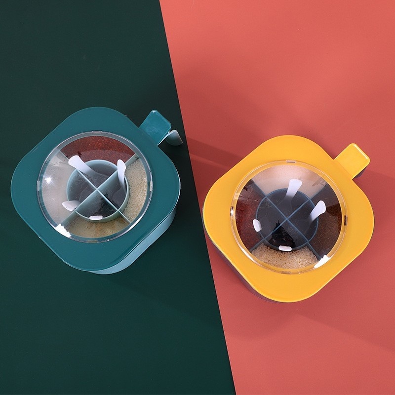 Hộp Tròn Bốn Ngăn Đựng Gia Vị Kèm Muỗng Cho Nhà Bếp