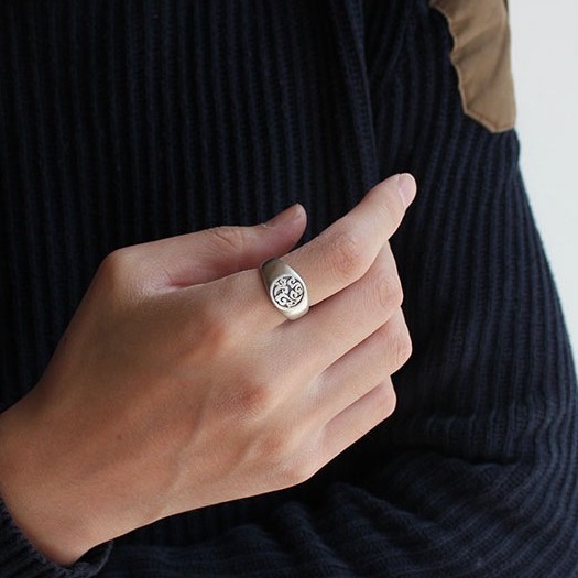 Nhẫn Nam Cổ điển Mây Thiểu số Cá Tính Kim loại Không phai màu làm như cũ Màu bạc Chiều rộng NH-081