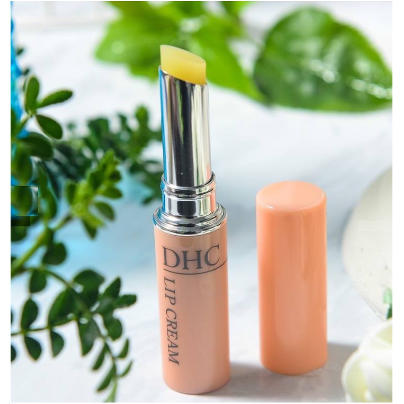 Son Dưỡng Môi DHC Lip Cream Chứa Tinh Chất Dầu Oliu Chăm Sóc Đôi Môi Mềm Mịn