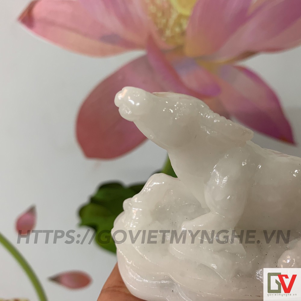 [Tượng con trâu] Tượng đá trang trí Trâu phong thủy - Chiều dài 10cm - Màu trắng đá non nước