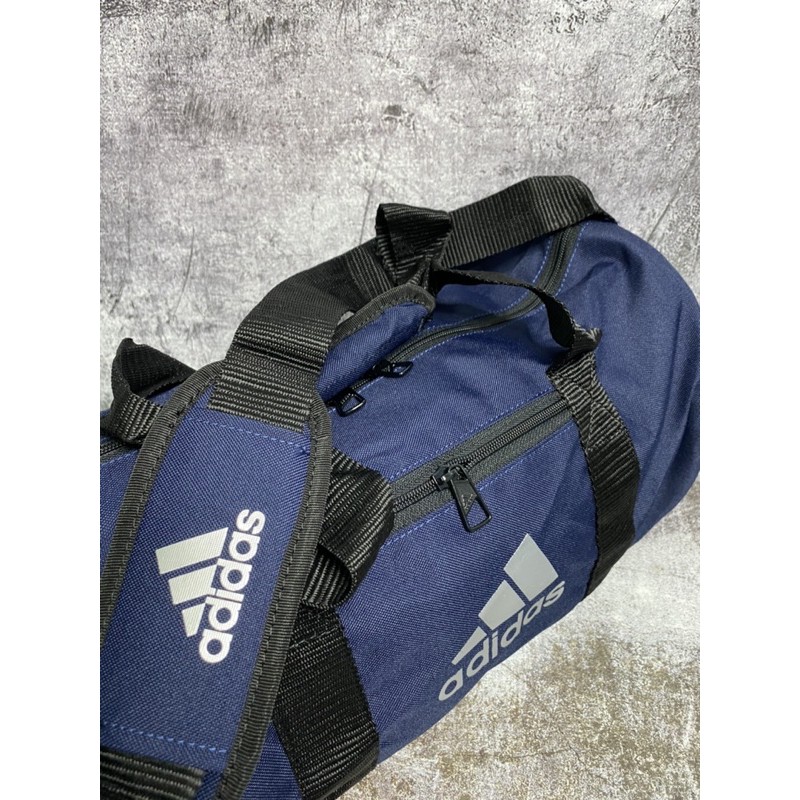 Túi trống thể thao adidas - tập gym,đá bóng, thể thao, du lịch size vừa chất liệu bền và đẹp