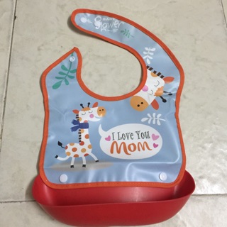 yếm ăn dặm có máng hứng