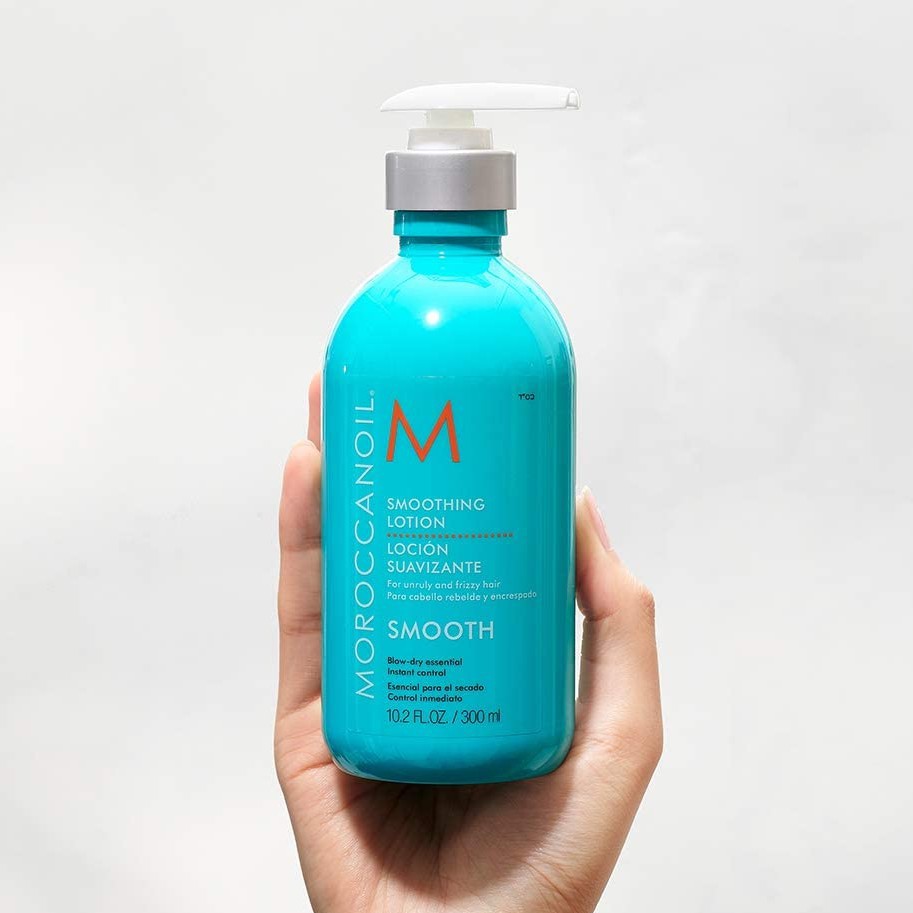 Chính hãng  Kem sấy suôn mượt dành cho tóc xoăn Moroccanoil Smoothing Lotion 300ml ( Lotion Lissante)