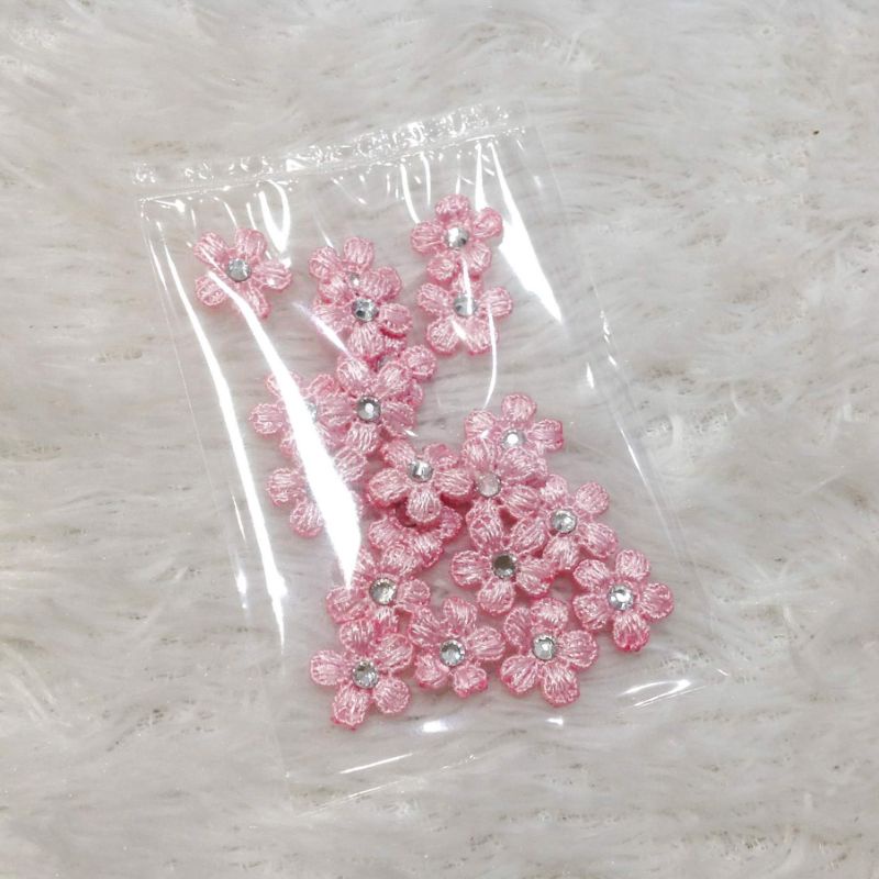 18 hoa mai mini thêu 3d đính đá xoàn lấp lánh size 1.2cm trang trí quần áo thủ công handmade