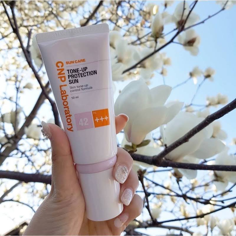 Kem chống nắng nâng tone CNP Laboratory Tone-Up Protection Sun SPF42/PA+++