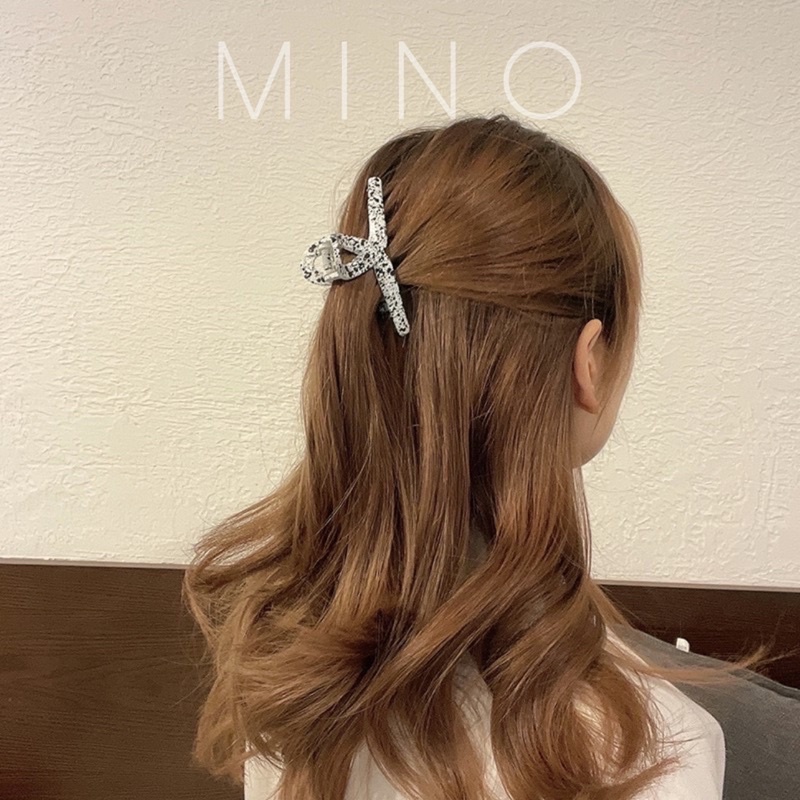 𝗞𝗲̣𝗽 𝗧𝗼́𝗰 𝗛𝗼̣𝗮 𝗧𝗶𝗲̂́𝘁 𝗕𝗼̀ 𝗦𝘂̛̃𝗮 Đ𝗮́𝗻𝗴 𝗬𝗲̂𝘂 𝗖𝗵𝗼 𝗡𝘂̛̃ 𝗣𝗵𝗼𝗻𝗴 𝗖𝗮́𝗰𝗵 𝗥𝗲𝘁𝗿𝗼 𝗛𝗮̀𝗻 𝗤𝘂𝗼̂́𝗰 Mino accessory | BigBuy360 - bigbuy360.vn
