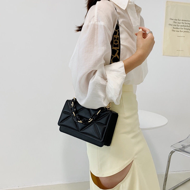 Túi đeo chéo mini thời trang Hàn Quốc