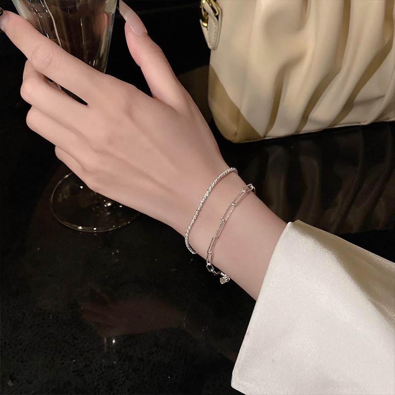Vòng Tay Bạc Trơn Lấp Lánh Thiết Kế Đơn Giản Thời Trang Cho Nữ