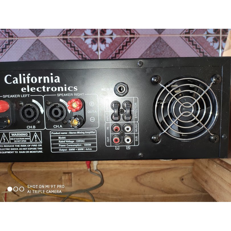 Âm ly  liền vang California  F330, chống hú mic, có blutoot tiện dụng, chuẩn hãng, hát hay