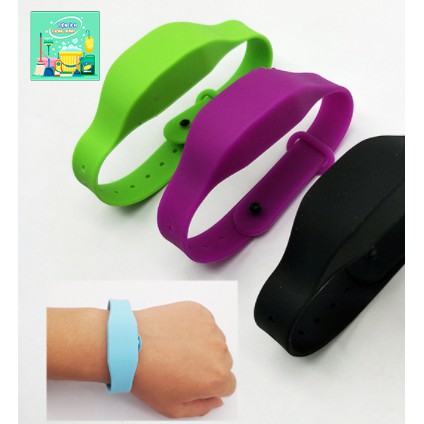 Vòng đeo tay Silicone đựng nước rửa tay khử trùng cho trẻ em/người lớn - TT853