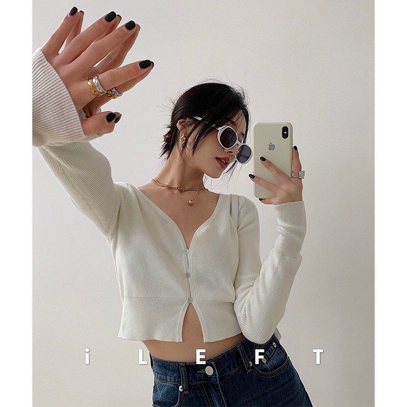 Áo croptop tay dài cổ chữ V 3 màu xinh xắn