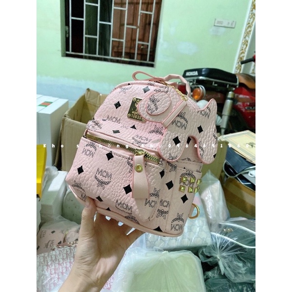 Balo thời trang mini in họa tiết chữ McM kèm móc khoá màu hồng qc❣️Freeship❣️