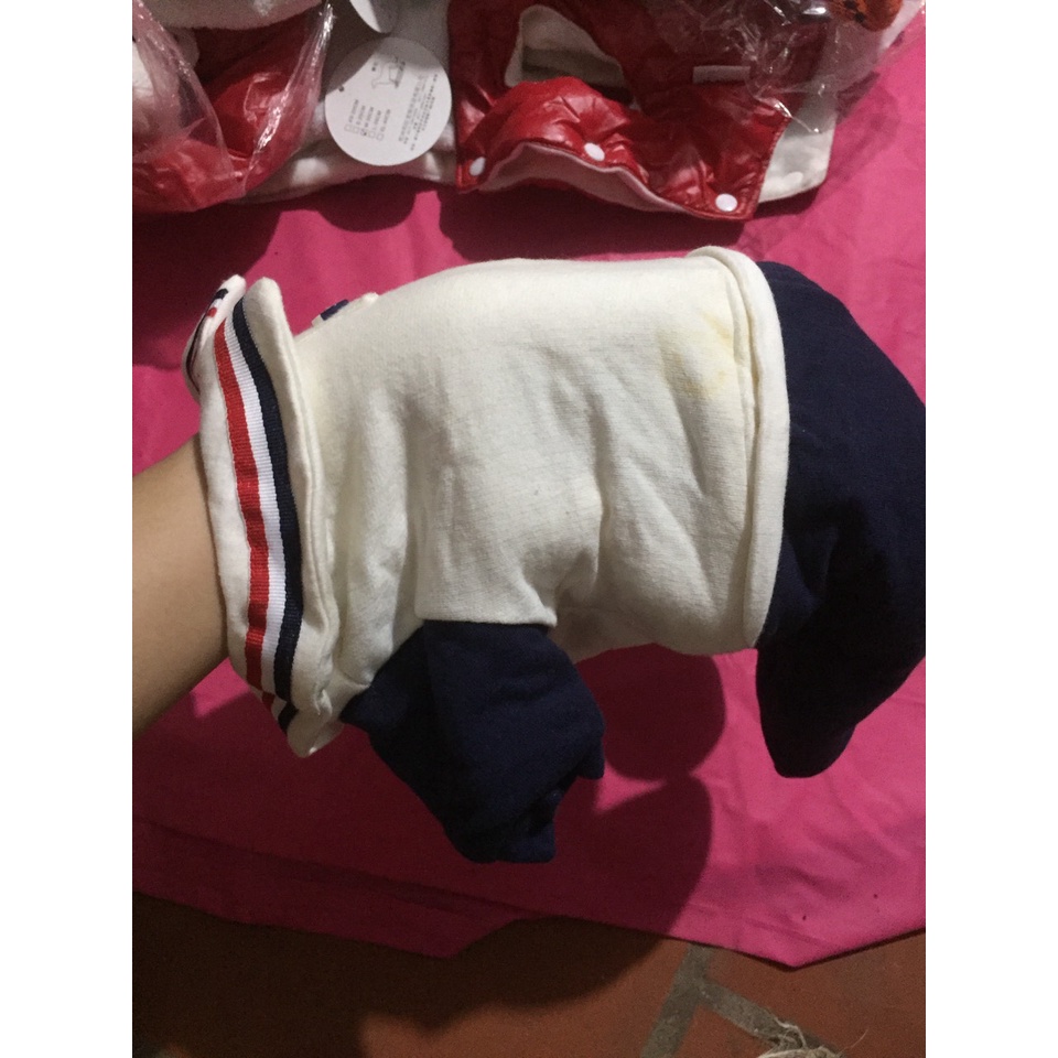 Áo nỉ lót lông trắng đen chó mèo zs M ngực 35, dài lưng 23, khoảng 4kg
