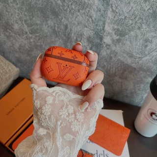 ỐP IPHONE CHỒN CASE CHÓ L.V MÀU CAM