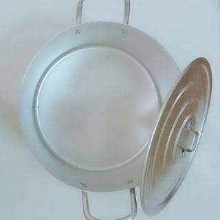 Nồi nhôm luộc gà