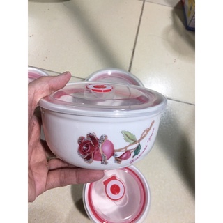 Thố sứ có nắp hút chân không