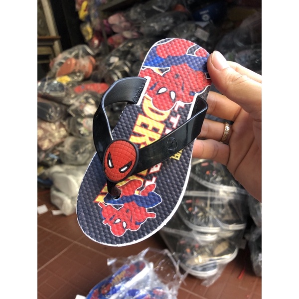 Kẹp tông xỏ ngón cho trẻ em bé trai siêu nhân người nhện spider man giá rẻ