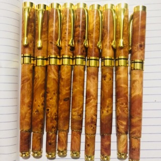Bút gỗ huyết long