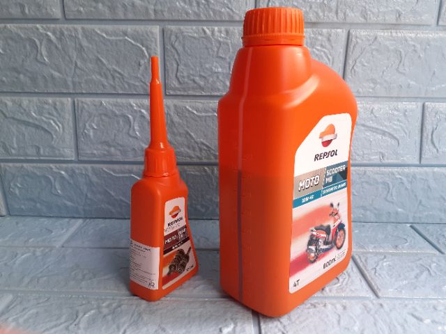 Bộ COMBO SẢN PHẨM REPSOL SCOOTER MB NHỚT MÁY 10W40 0.8L và NHỚT HỘP SỐ REPSOL GEAR  OIL 120ml