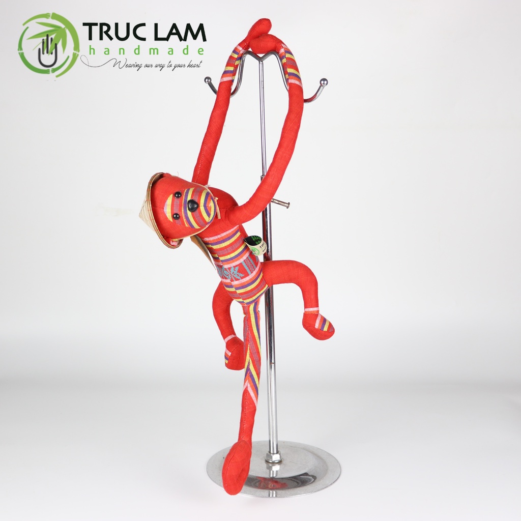 Đồ Chơi Cho Bé Thú Nhồi Bông Con Khỉ Tay Dài Đeo Cổ Có Khuy Bấm Vải Thổ Cẩm Thái Bông Gòn Cao Cấp – Trúc Lâm Handmade