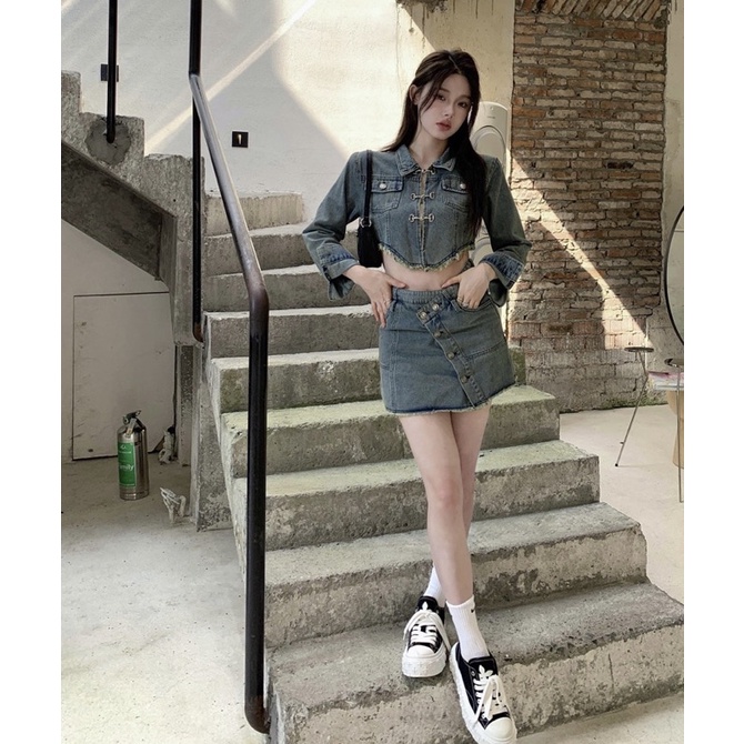 Áo khoác croptop + chân váy Jean Ulzzang