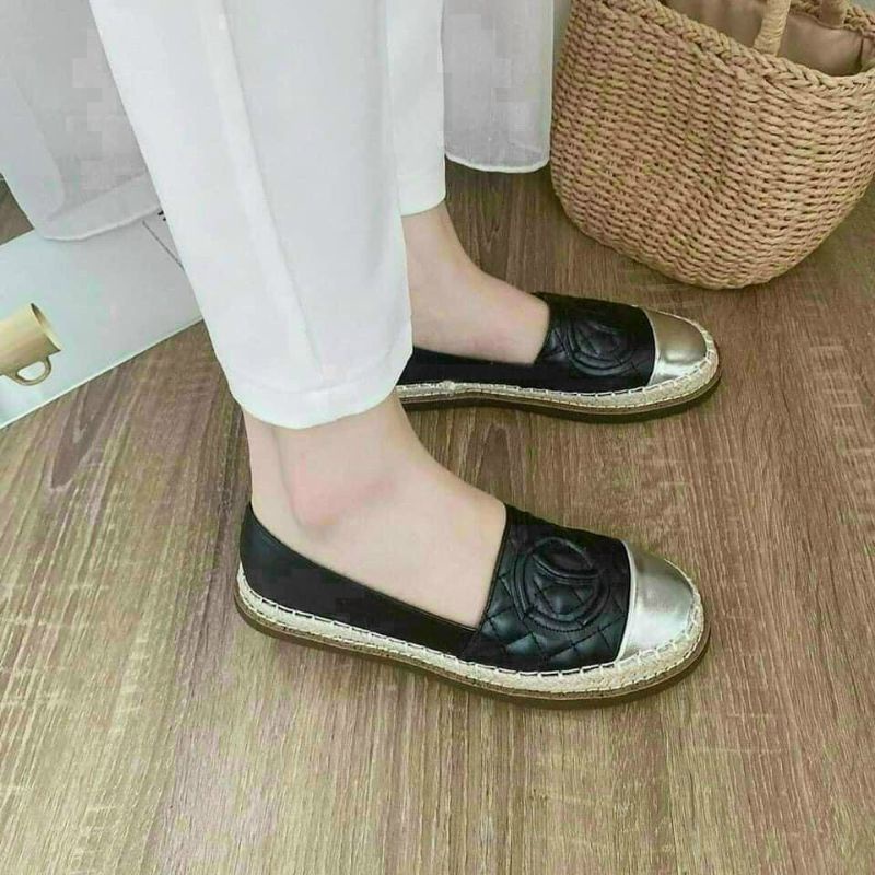 giày slip on da mũi bạc cn