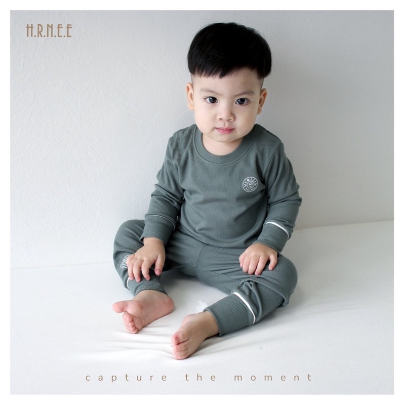 HRNEE Bộ dài tay nỉ lông thương hiệu Hrnee cho bé