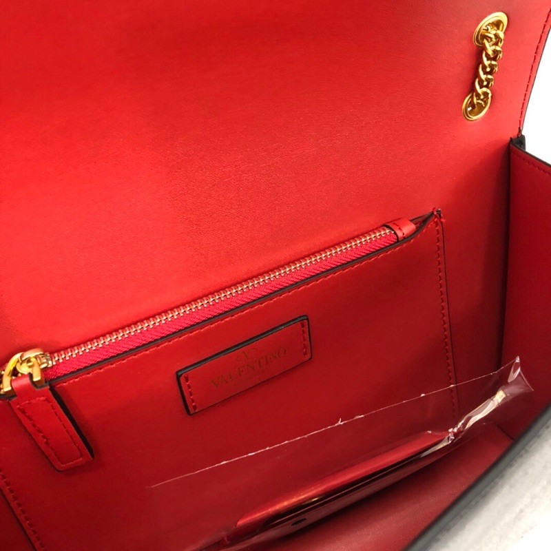 Túi xách nữ thương hiệu Valentino Garavani da thật cao cấp thiết kế khoá chữ V độc đáo