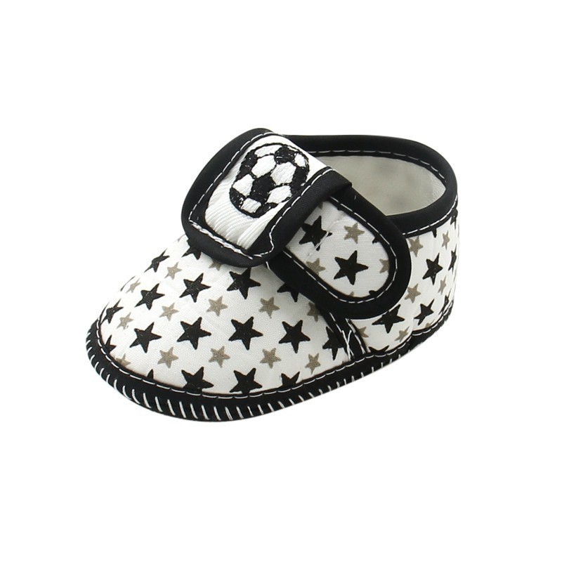 Đôi giày chống trượt họa tiết ngôi sao dễ thương cho em bé