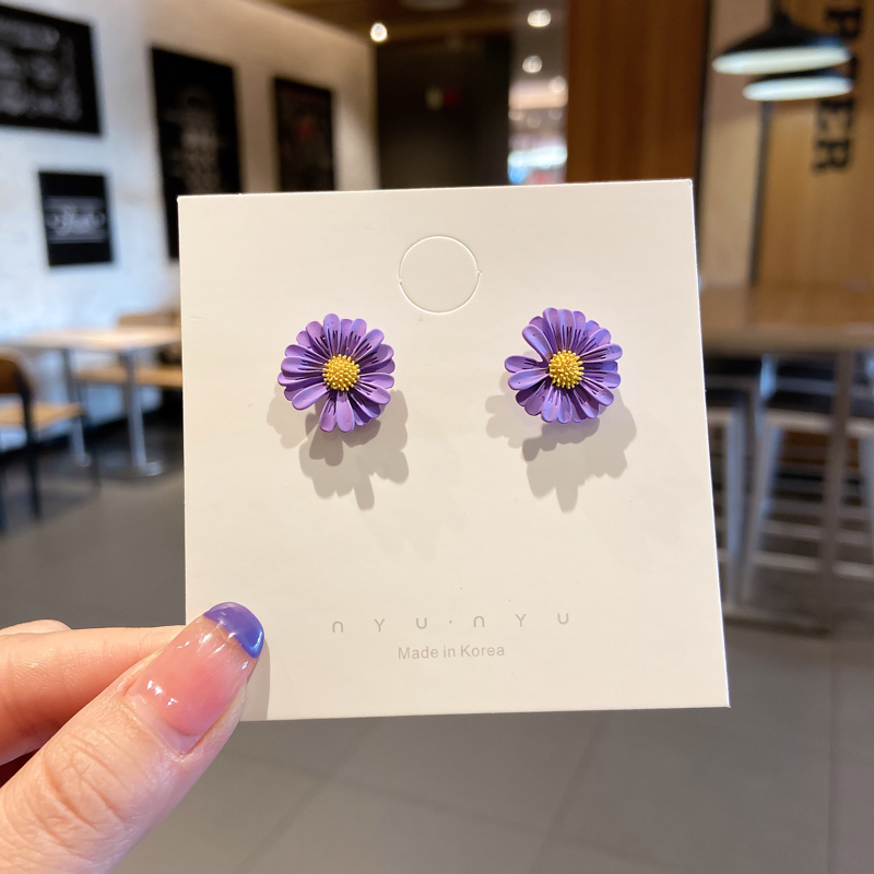 Bông Tai Đính Đá Tím Phong Cách Hàn Quốc