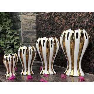 Lọ hoa bàn tay phật(Vẽ vàng 24k)Hàng sứ Bát Tràng cao35cm